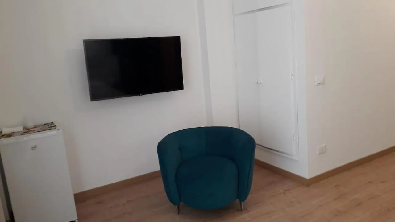 ベッド・アンド・ブレックファスト I Faraglioni Comfort Rooms テッラジーニ