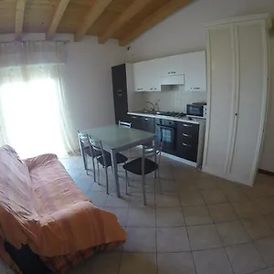 - Agenzia Cocal , Caorle Olaszország