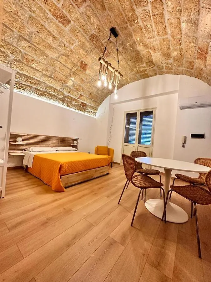 I Faraglioni Comfort Rooms Terrasini Panzió