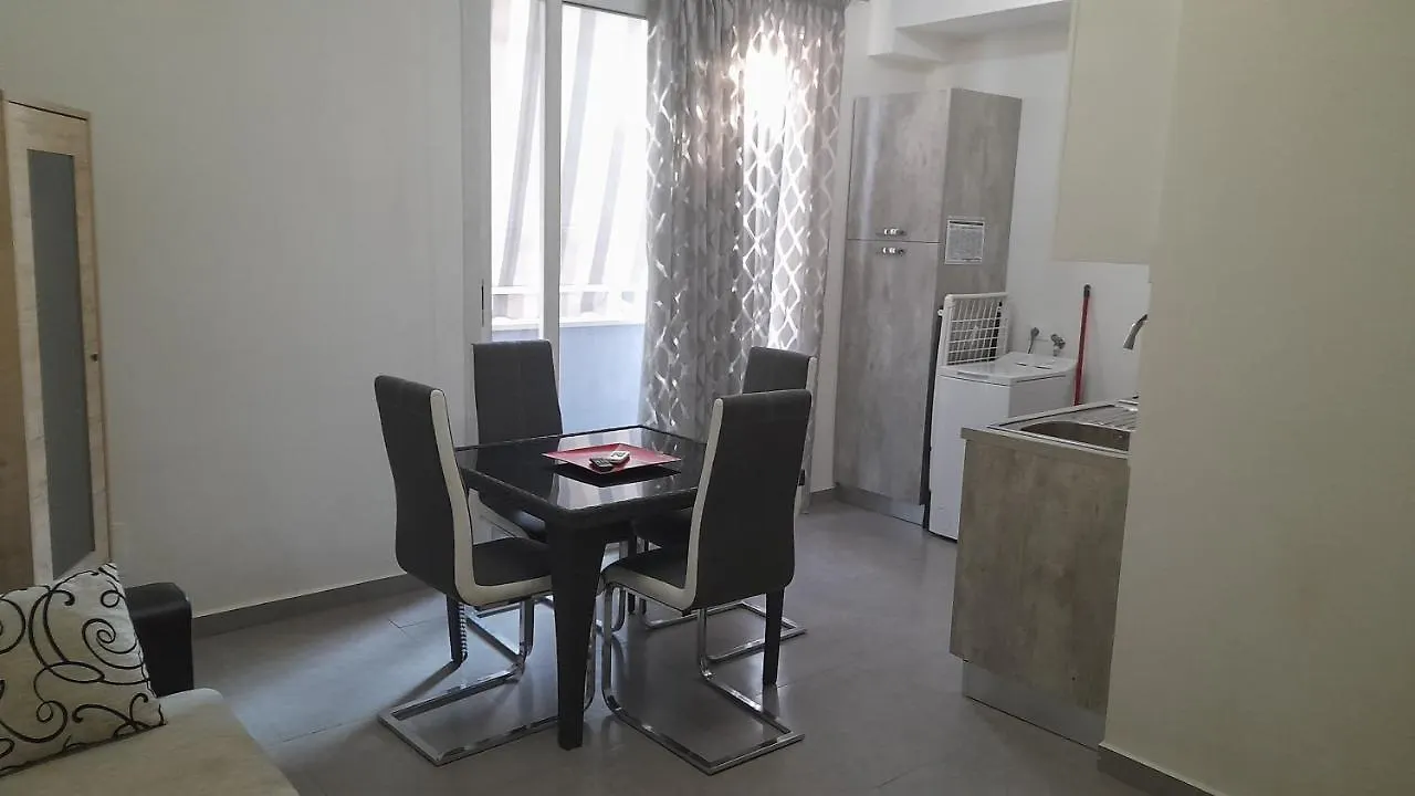 I Faraglioni Comfort Rooms Terrasini Panzió