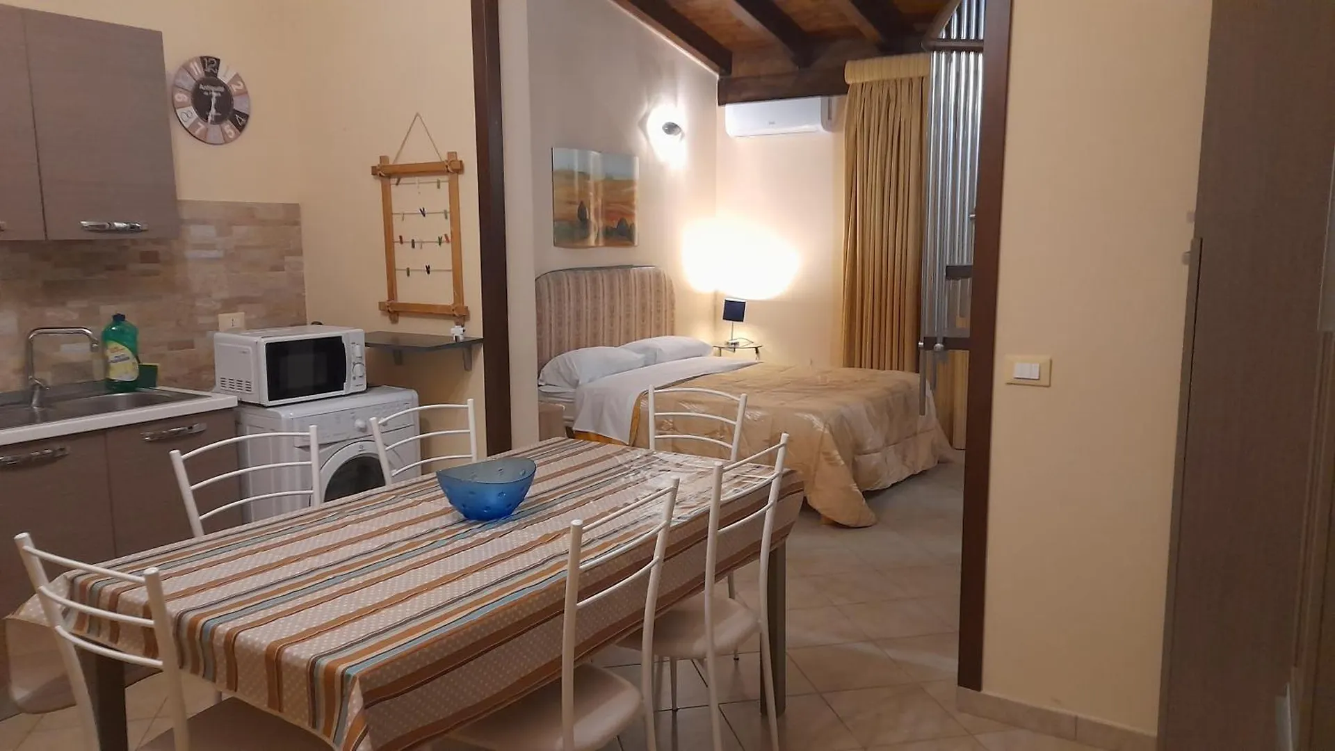 I Faraglioni Comfort Rooms Terrasini Olaszország
