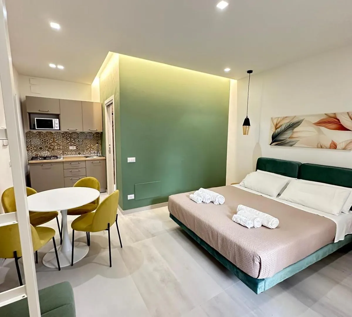 تيراسيني I Faraglioni Comfort Rooms إيطاليا
